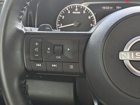 Used 2024 Nissan Pathfinder SV image 32