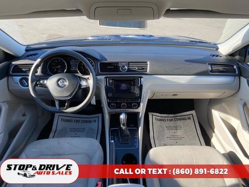 Used 2016 Volkswagen Passat 1.8T S image 11