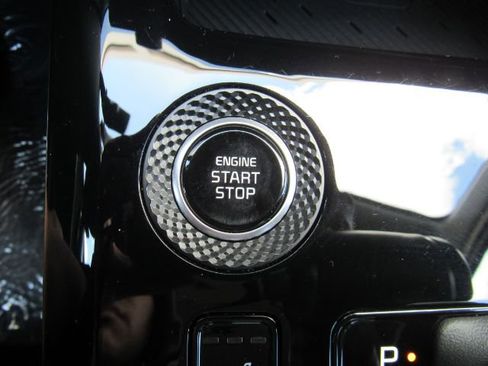 Used 2023 Kia Niro EX Touring image 47