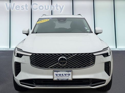 Certified 2025 Volvo XC90 B6 Plus AWD/4WD image 10