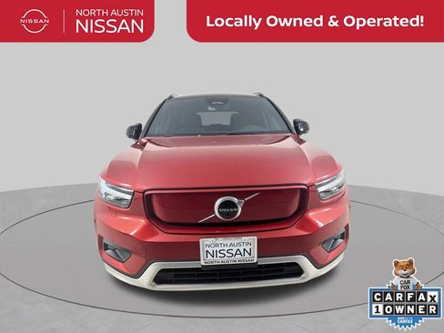Used 2021 Volvo XC40 P8 Recharge w/ Advanced Package AWD/4WD image 1