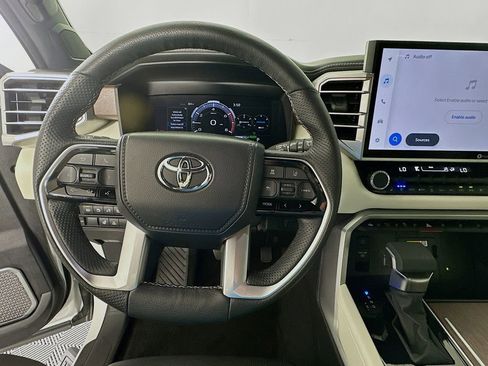 Used 2023 Toyota Sequoia Capstone image 11