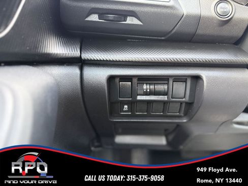 Used 2018 Subaru Impreza 2.0i Premium image 26