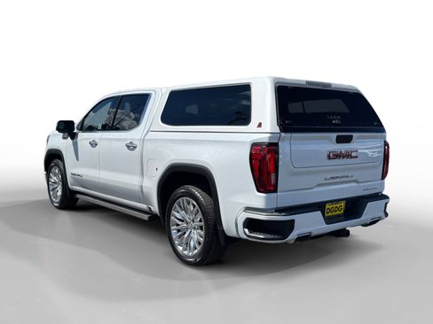 Used 2019 GMC Sierra 1500 Denali w/ Denali Ultimate Package AWD/4WD image 3