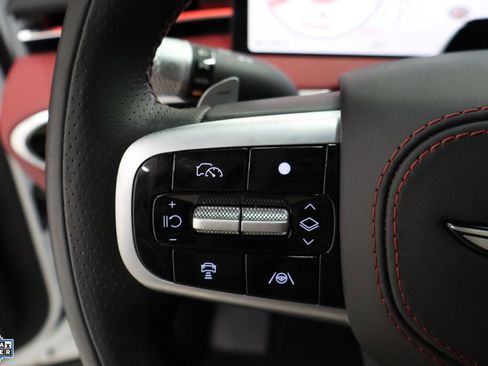 Used 2026 Genesis GV70 3.5T Sport Prestige image 17