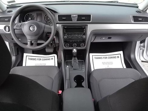 Used 2014 Volkswagen Passat 1.8T S image 15