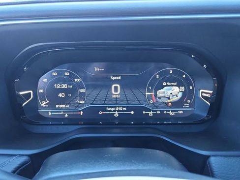 Certified 2022 GMC Yukon XL Denali image 13