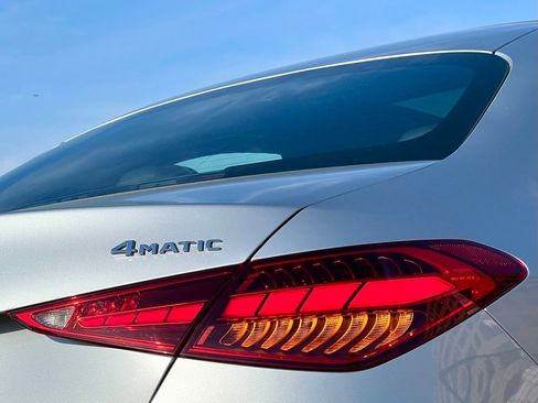 Used 2023 Mercedes-Benz C 300 4MATIC Sedan image 8