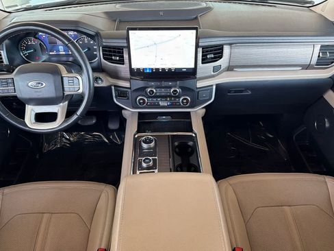 Certified 2024 Ford Expedition Max Limited AWD/4WD image 3