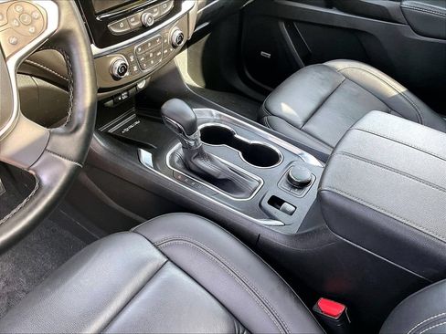 Used 2023 Chevrolet Traverse LT w/ LT Premium Package AWD/4WD image 22