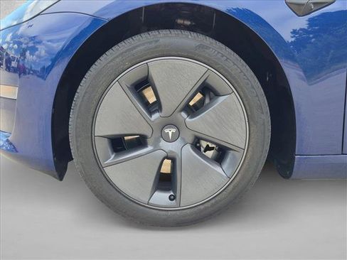 Used 2023 Tesla Model 3 Standard Range RWD image 23