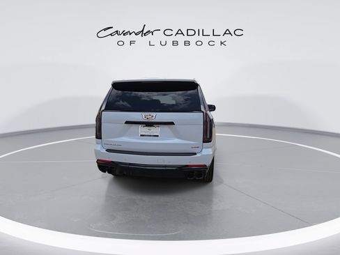 New 2026 Cadillac Escalade ESV V AWD/4WD image 7