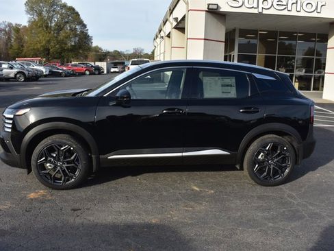 New 2026 Nissan Kicks SR w/ SR Premium Package AWD/4WD image 10