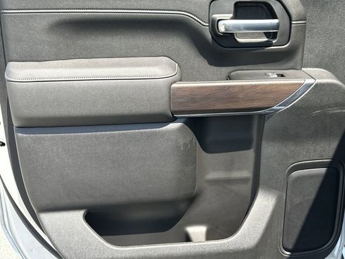 Used 2022 GMC Sierra 2500 SLT image 22