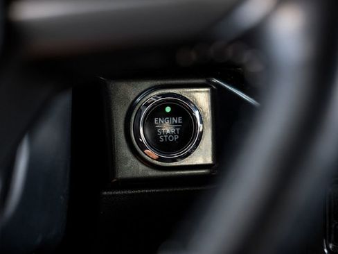 Used 2022 Ford F150 XLT w/ Equipment Group 302A High image 17