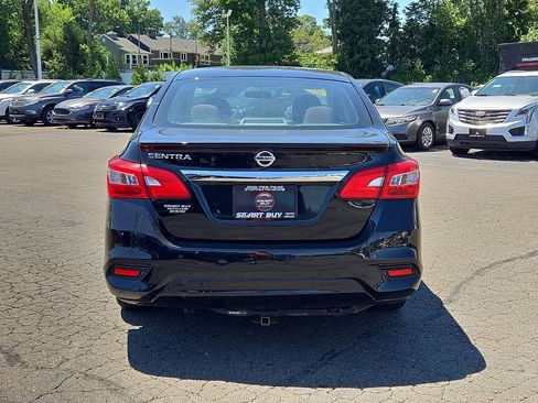 Used 2018 Nissan Sentra S w/ S Midnight Style Package FWD image 6