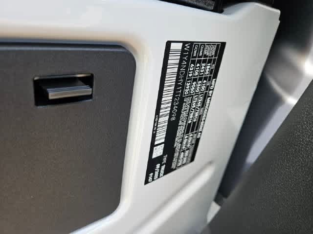 Used 2026 Mercedes-Benz Sprinter 2500 image 31
