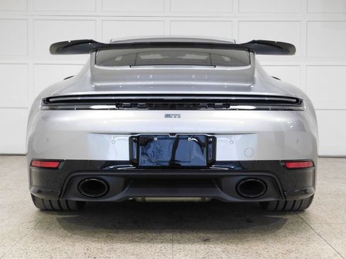 Used 2025 Porsche 911 Carrera T RWD image 15