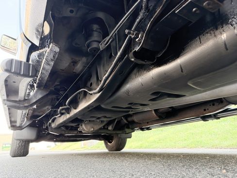 Used 2011 Ford F150 XLT w/ XLT Convenience Pkg AWD/4WD image 19