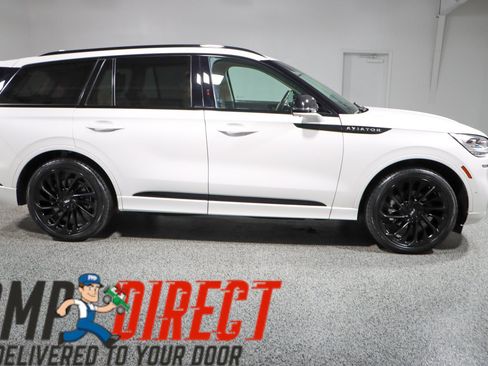 Used 2023 Lincoln Aviator Reserve w/ Equipment Group 201A AWD/4WD image 6