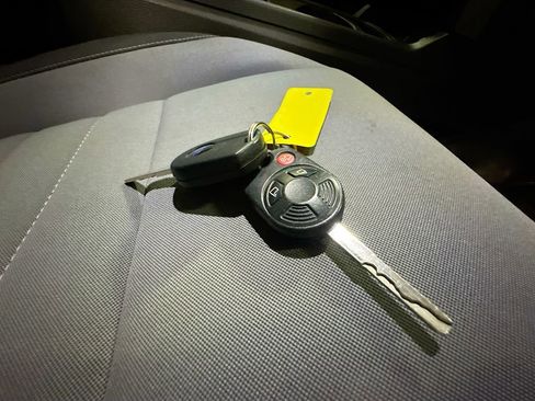 Used 2017 Ford Escape S image 38