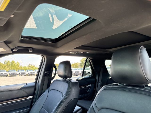 Used 2019 Ford Explorer Limited w/ Class III Trailer Tow Package FWD image 22