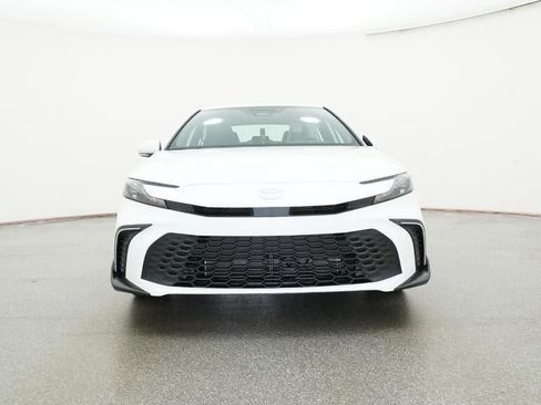 New 2026 Toyota Camry SE image 31