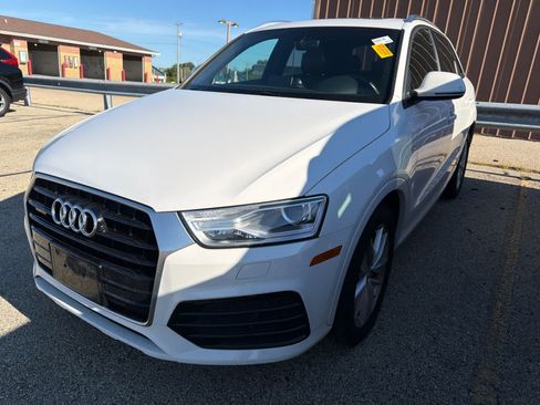 Used 2018 Audi Q3 2.0T Premium w/ Convenience Package AWD/4WD image 1