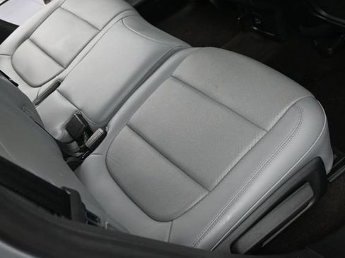 Used 2022 Lincoln Corsair Reserve w/ Elements Package FWD image 32