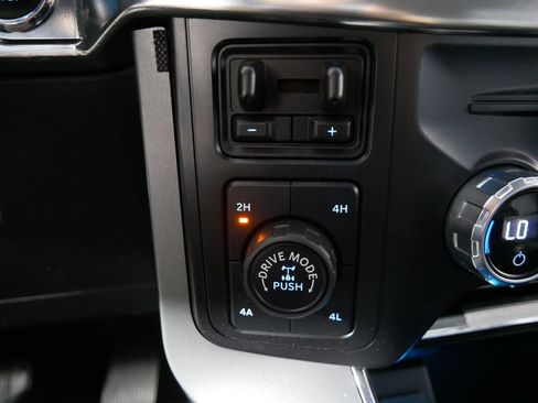 Used 2021 Ford F150 Lariat AWD/4WD image 30