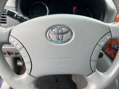 Used 2009 Toyota Sienna XLE image 13