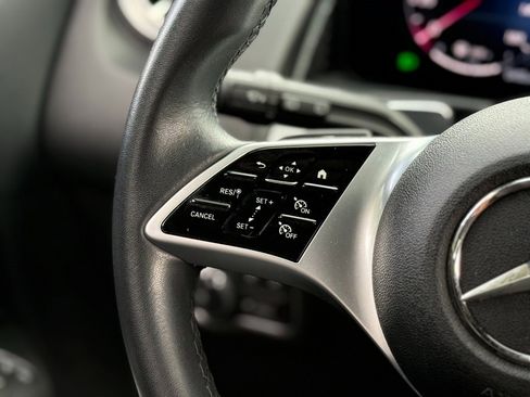 Used 2024 Mercedes-Benz GLB 250 4MATIC image 43