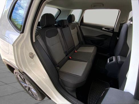 Used 2024 Volkswagen Taos S FWD image 20