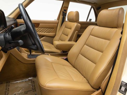 Used 1991 Mercedes-Benz 350 SD image 8