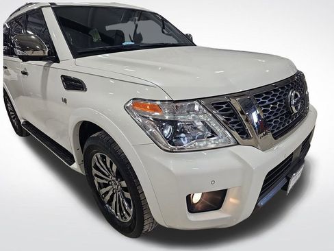 Used 2019 Nissan Armada Platinum w/ Captain's Chairs Package image 11