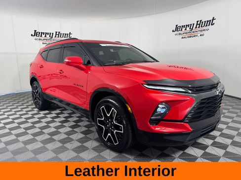 Used 2023 Chevrolet Blazer RS w/ Driver Confidence II Package FWD image 6