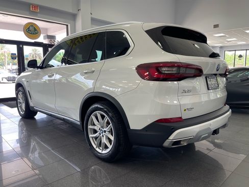 Used 2023 BMW X5 xDrive45e w/ Executive Package AWD/4WD image 3