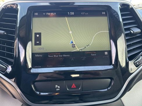 Used 2019 Jeep Cherokee Limited w/ Trailer Tow Group image 21