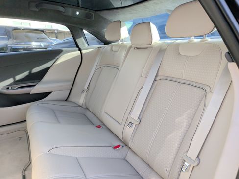 Used 2022 Lucid Air Dream Edition image 33