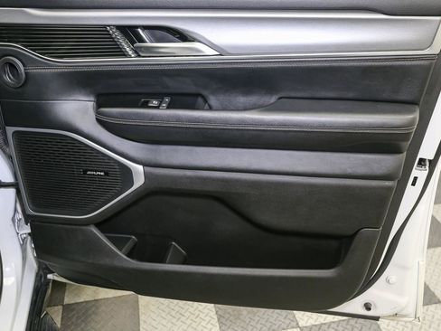Used 2024 Jeep Wagoneer Series II AWD/4WD image 21