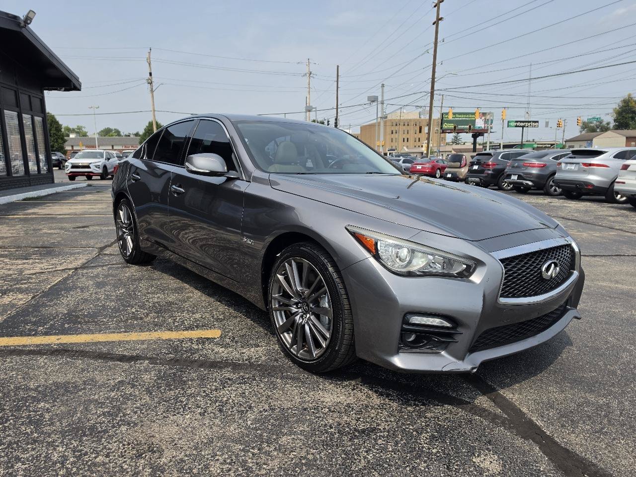 Used 2016 INFINITI Q50 Red Sport 400 AWD/4WD image 3
