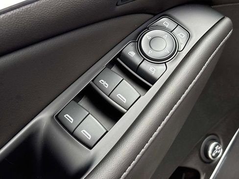 Certified 2023 Buick Enclave Avenir w/ Avenir Technology Package image 14