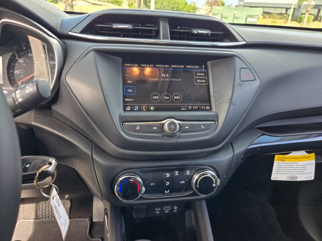 Used 2021 Chevrolet TrailBlazer LS FWD image 18