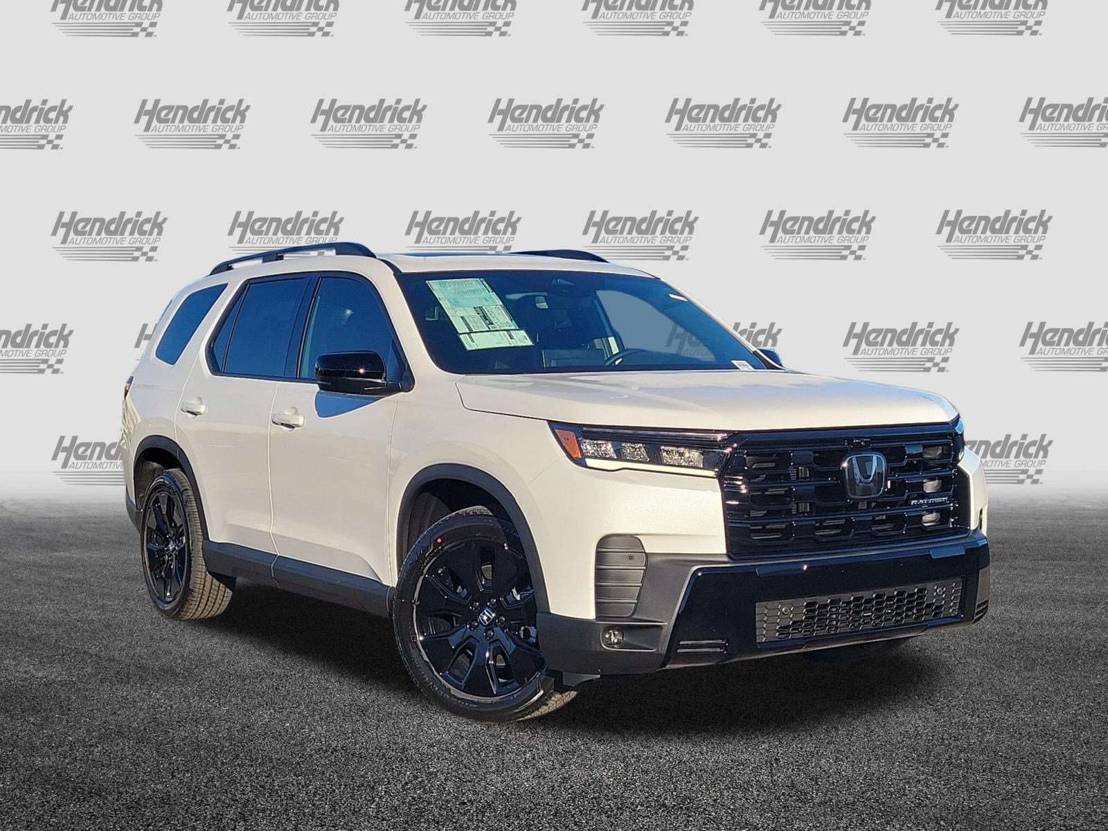 New 2026 Honda Pilot Black Edition image 2