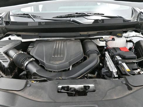 Used 2025 Chevrolet Traverse High Country FWD image 40