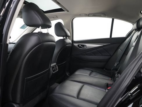Used 2021 INFINITI Q50 Luxe AWD/4WD image 17