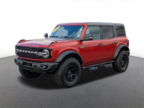 Certified 2023 Ford Bronco Wildtrak image 5