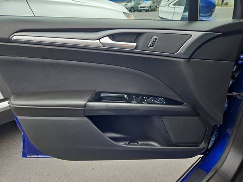Used 2014 Ford Fusion SE FWD image 10