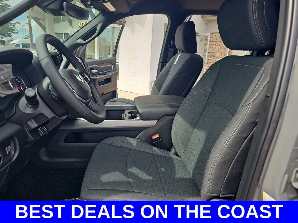 New 2027 RAM 3500 Big Horn AWD/4WD image 14