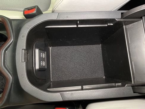 Used 2024 Toyota RAV4 Limited w/ Advanced Technology Package image 29